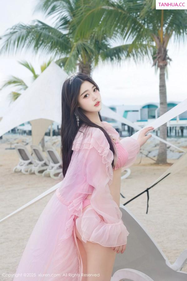   [XiuRen]高清写真图 2025.04.16 No.10160 蛋蛋宝 粉色比基尼第10张图片